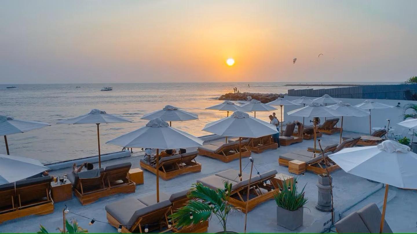 Wala And Club Hotel *