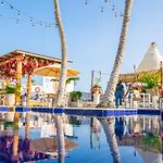 Wala Hotel And Beach Club