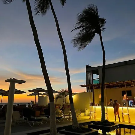 Wala And Club Hotel *
