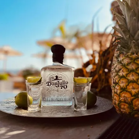 Wala And Club *